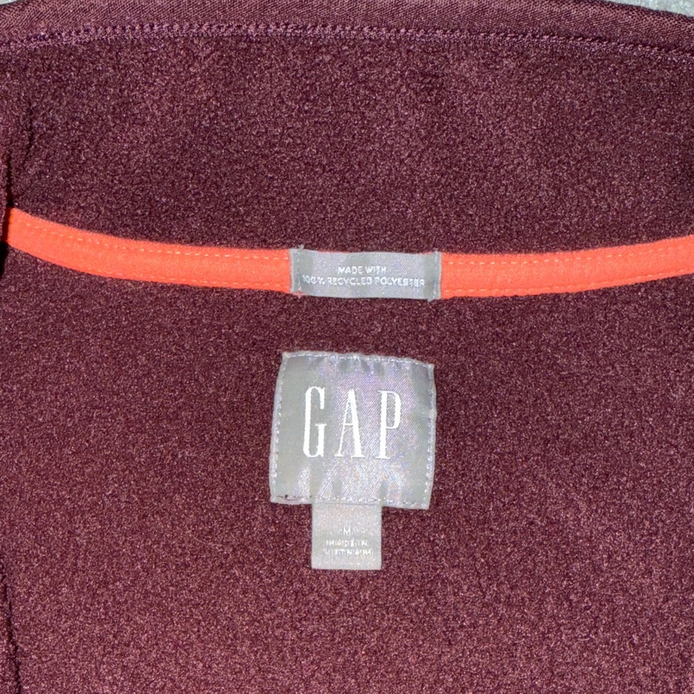 Gap Half-Zip Fleece Pullover - Picture 3 of 4